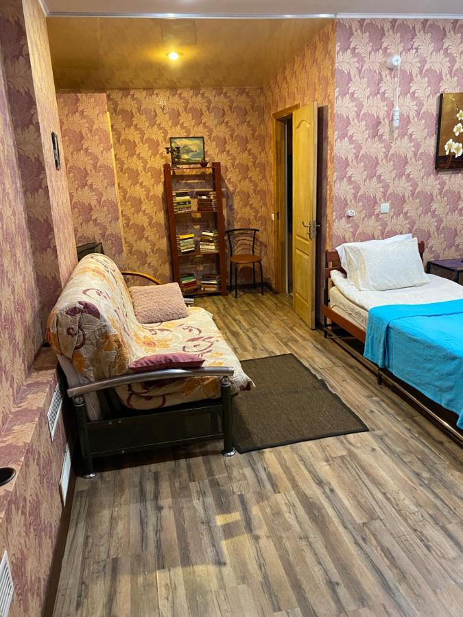 Yellow Unlimited Hotel 4 Харьков Экстерьер фото