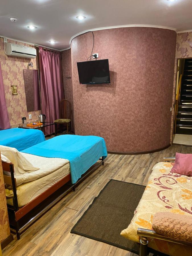Yellow Unlimited Hotel 4 Харьков Экстерьер фото