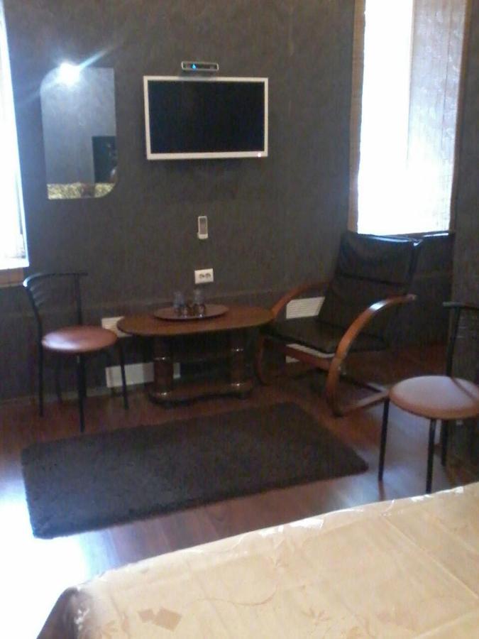Yellow Unlimited Hotel 4 Харьков Экстерьер фото
