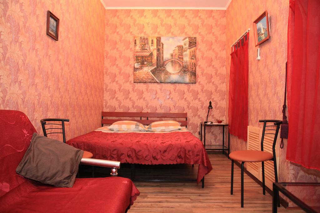 Yellow Unlimited Hotel 4 Харьков Экстерьер фото