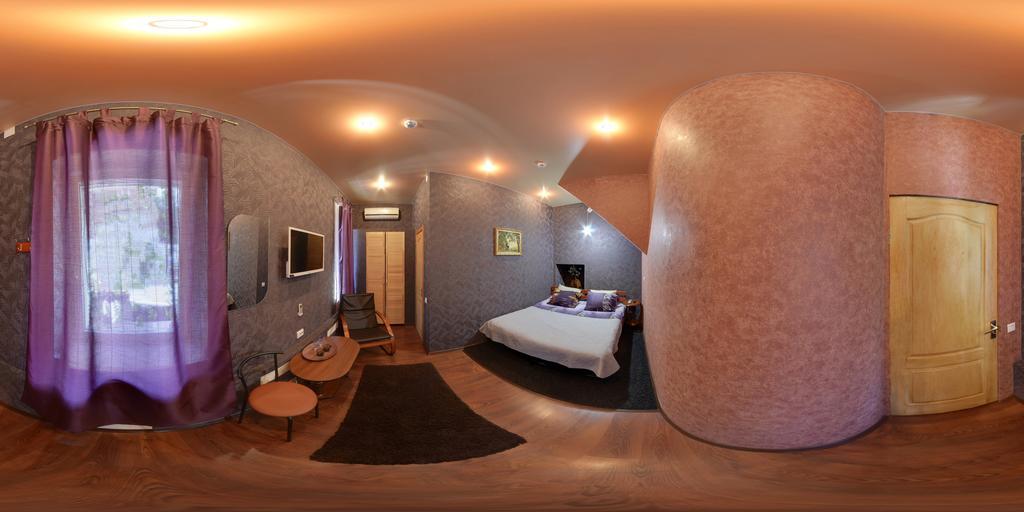 Yellow Unlimited Hotel 4 Харьков Экстерьер фото